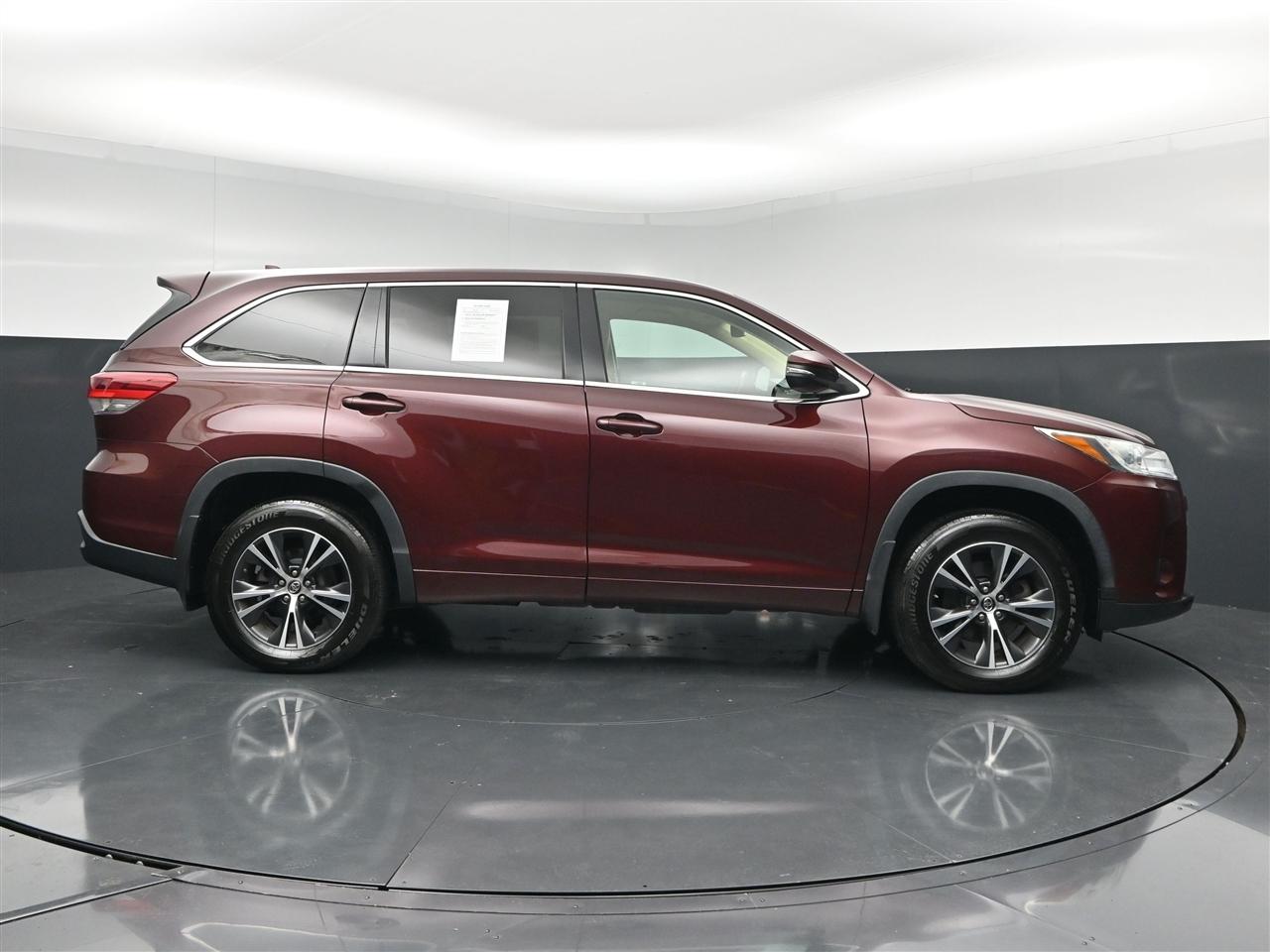 Toyota Highlander LE Plus AWD V6 2018