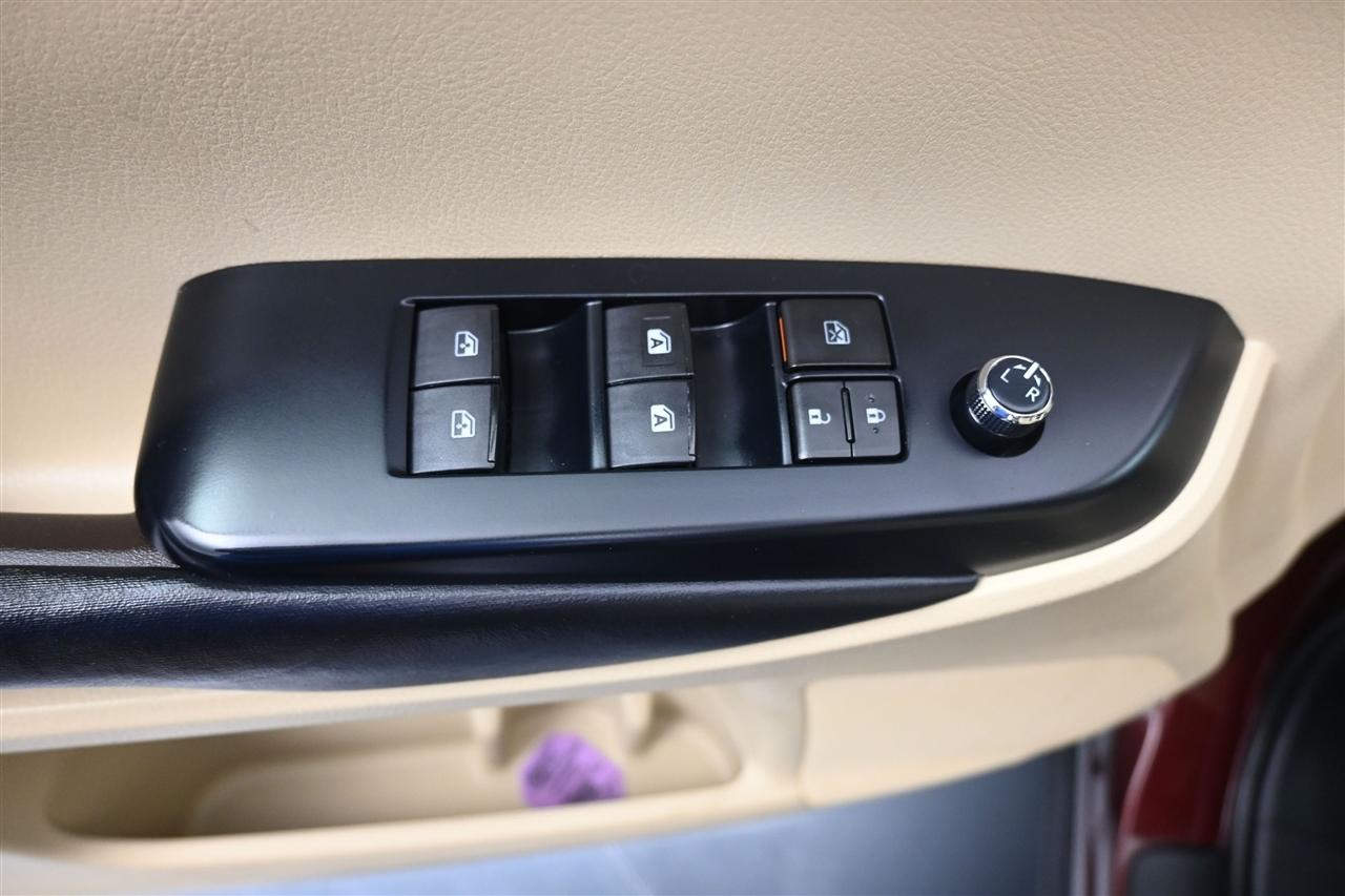 Toyota Highlander LE Plus AWD V6 2018