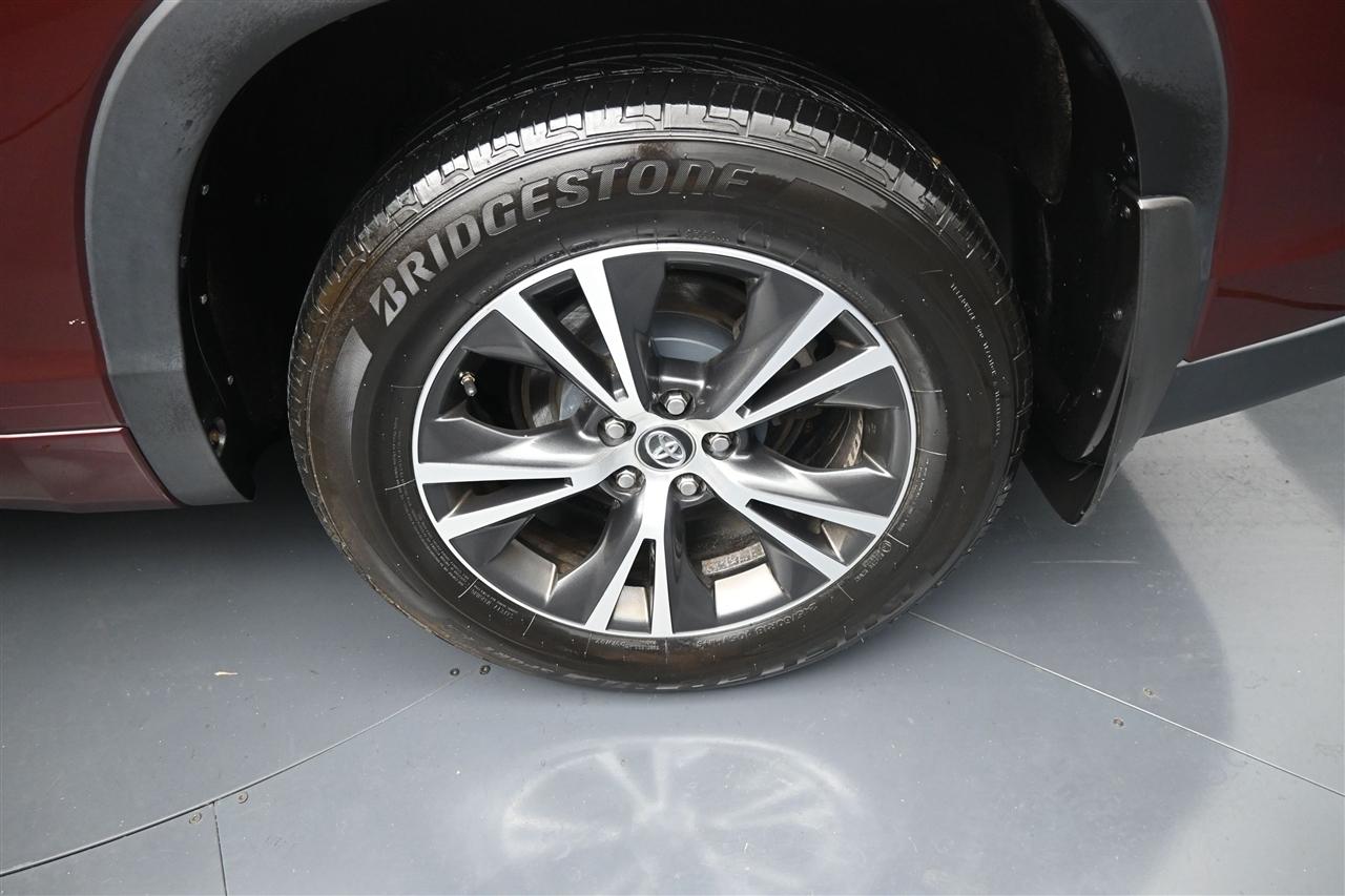 Toyota Highlander LE Plus AWD V6 2018