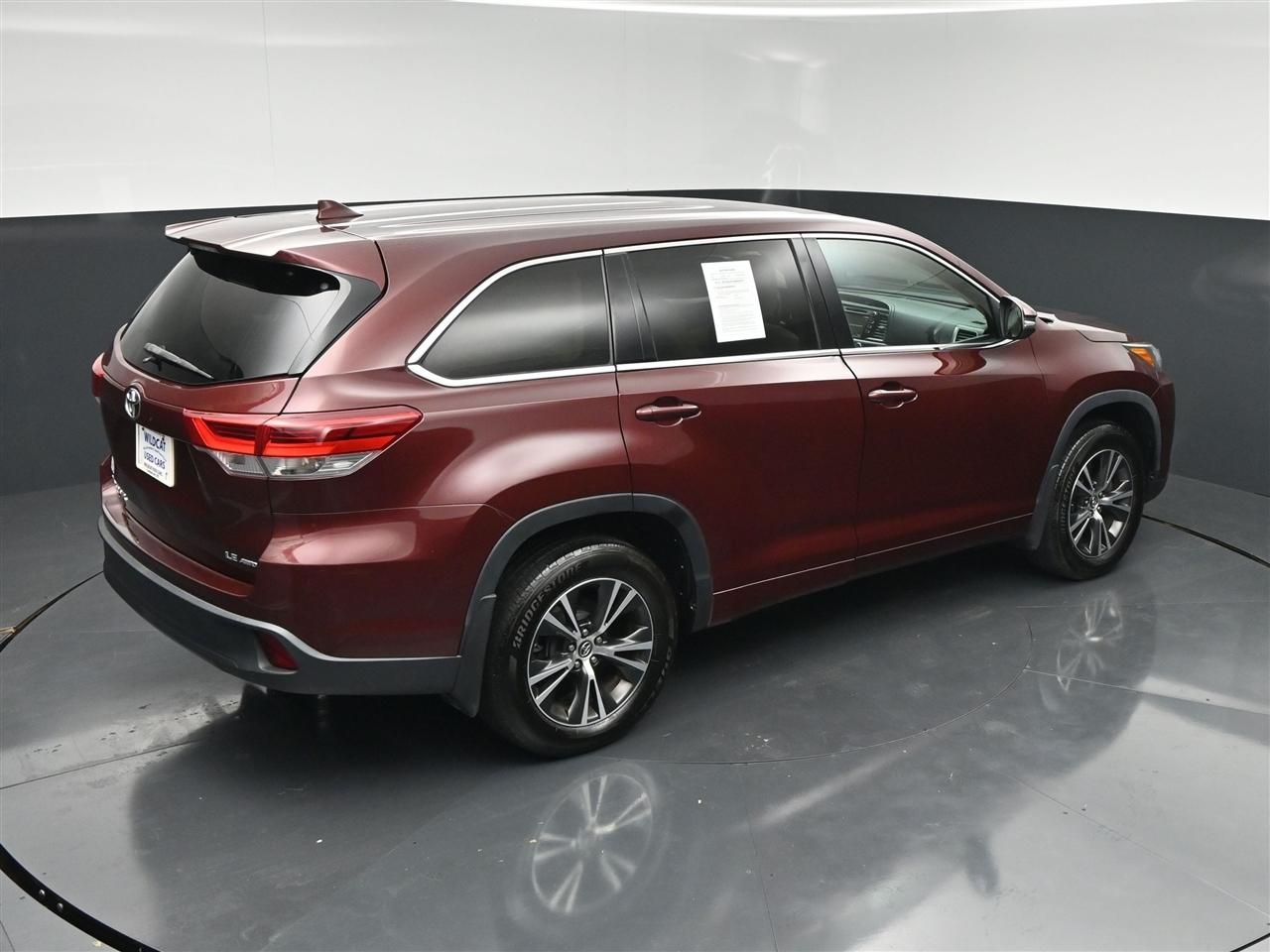 Toyota Highlander LE Plus AWD V6 2018