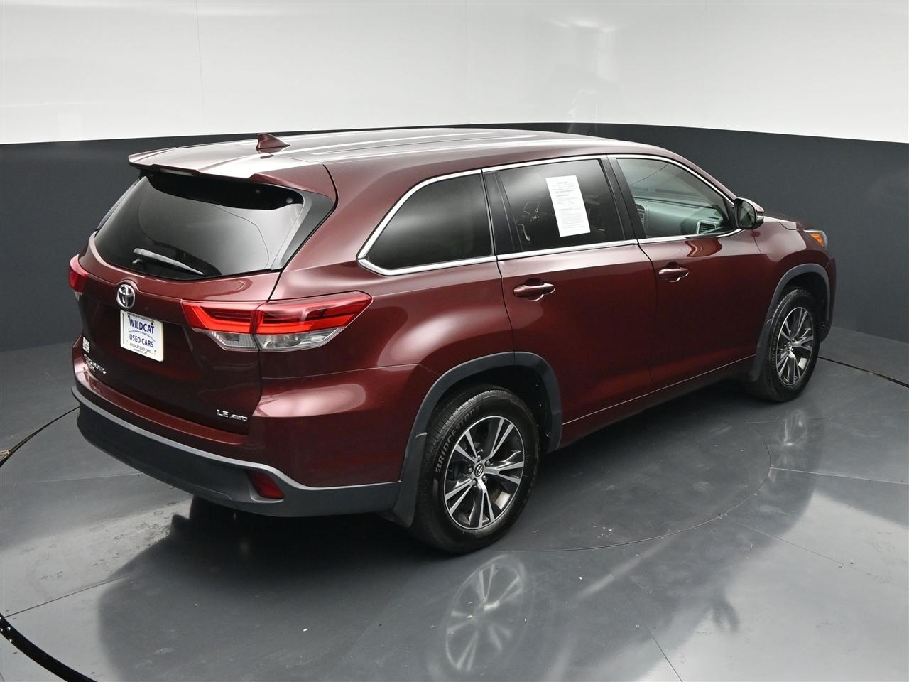 Toyota Highlander LE Plus AWD V6 2018