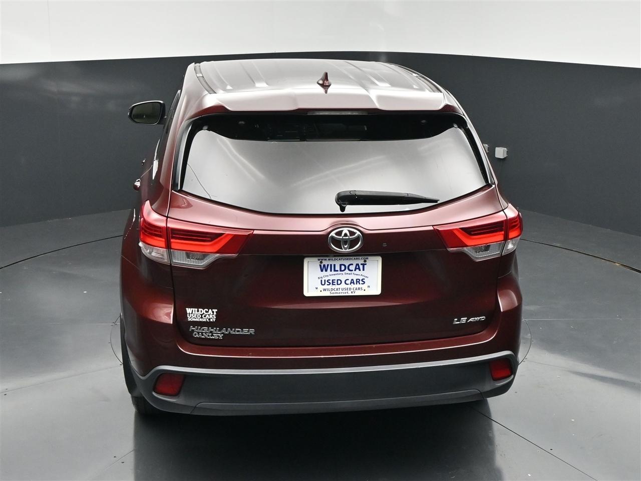 Toyota Highlander LE Plus AWD V6 2018