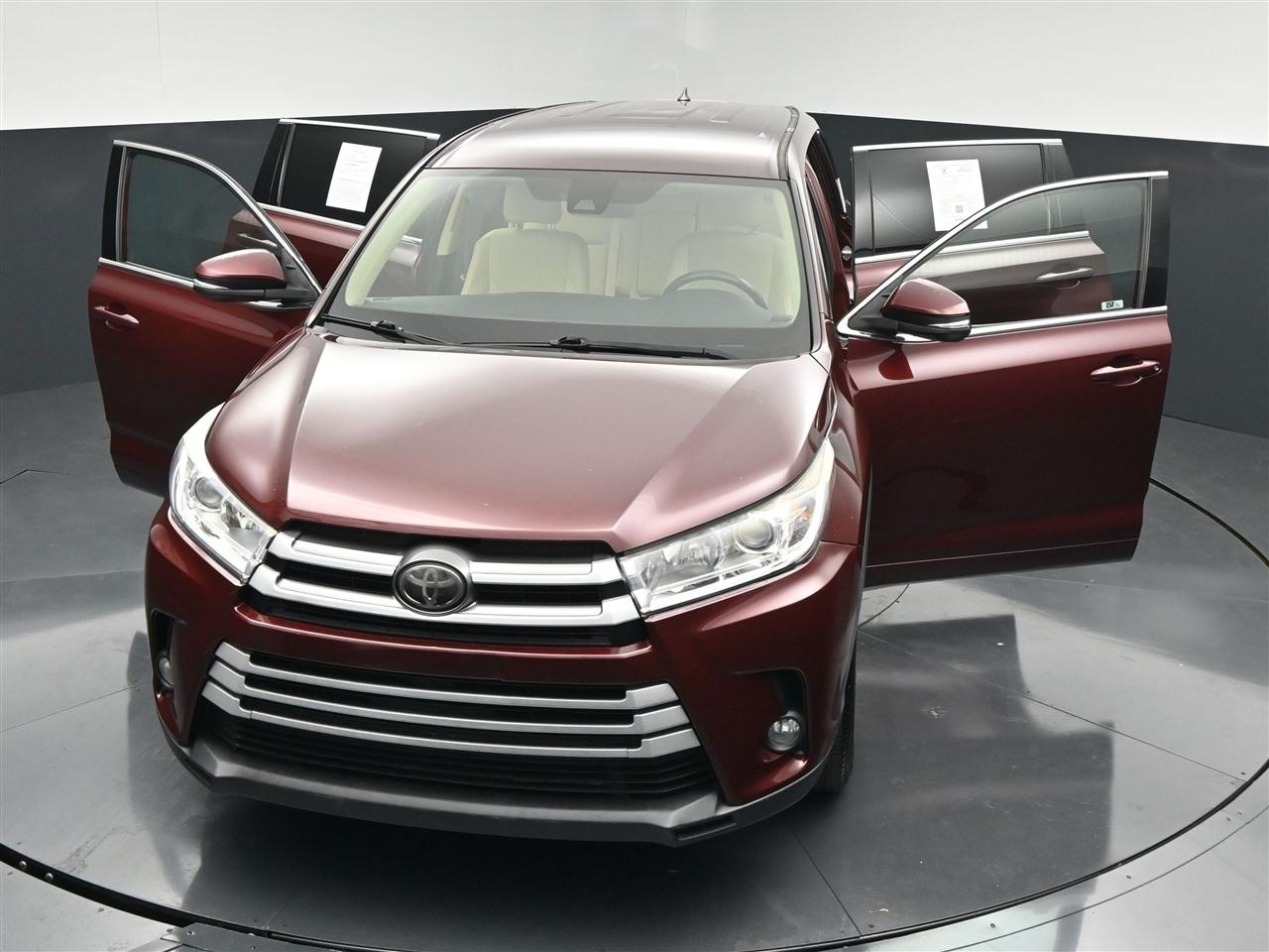 Toyota Highlander LE Plus AWD V6 2018
