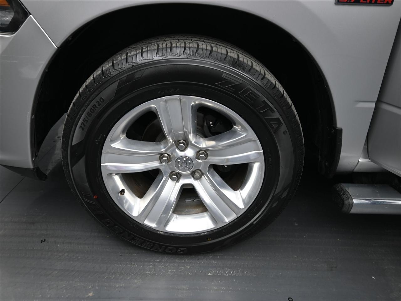 RAM 1500 Sport Quad Cab 2WD 2014