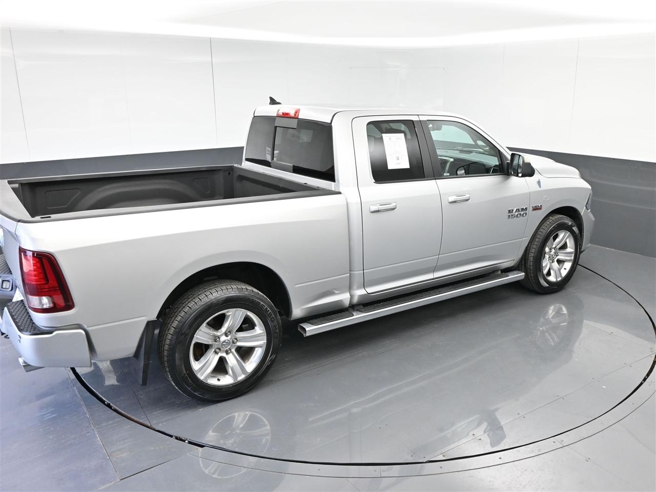 RAM 1500 Sport Quad Cab 2WD 2014