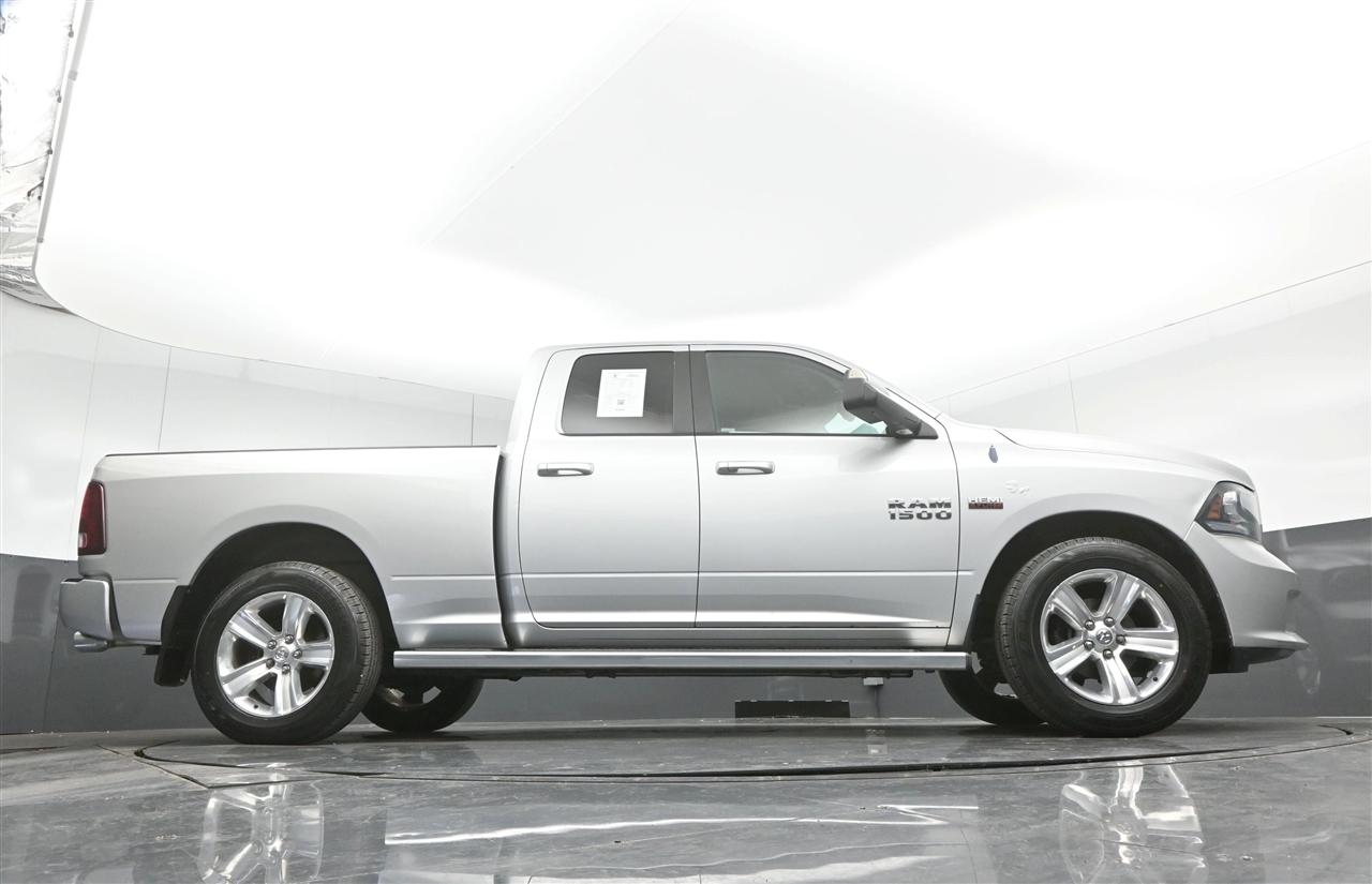 RAM 1500 Sport Quad Cab 2WD 2014