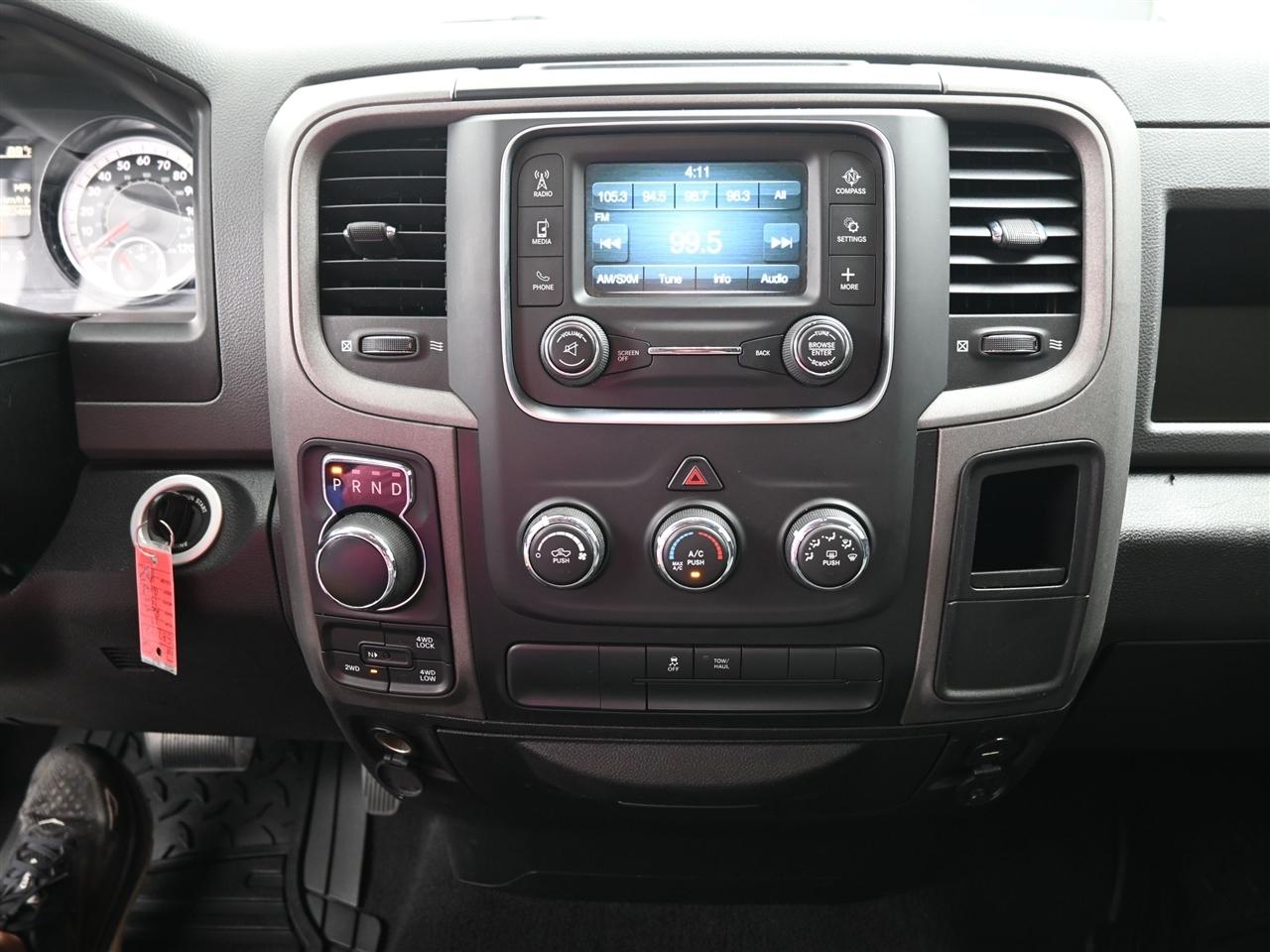 RAM 1500 Classic Tradesman Quad Cab 4WD 2019