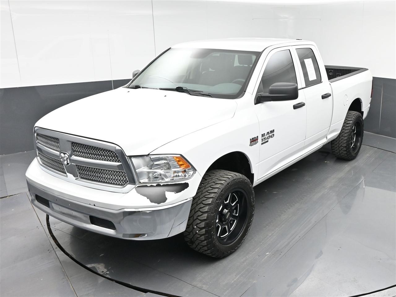RAM 1500 Classic Tradesman Quad Cab 4WD 2019