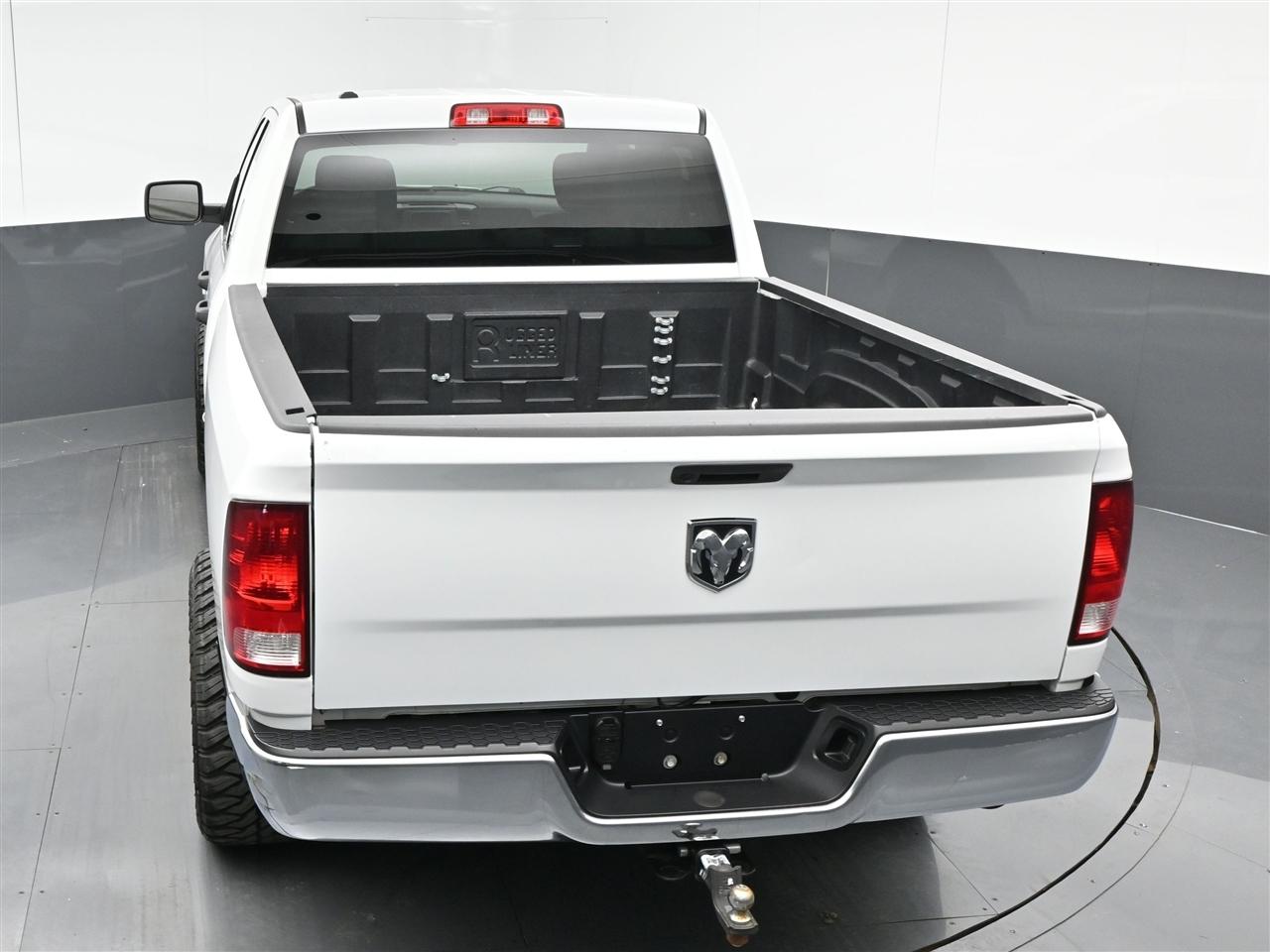RAM 1500 Classic Tradesman Quad Cab 4WD 2019