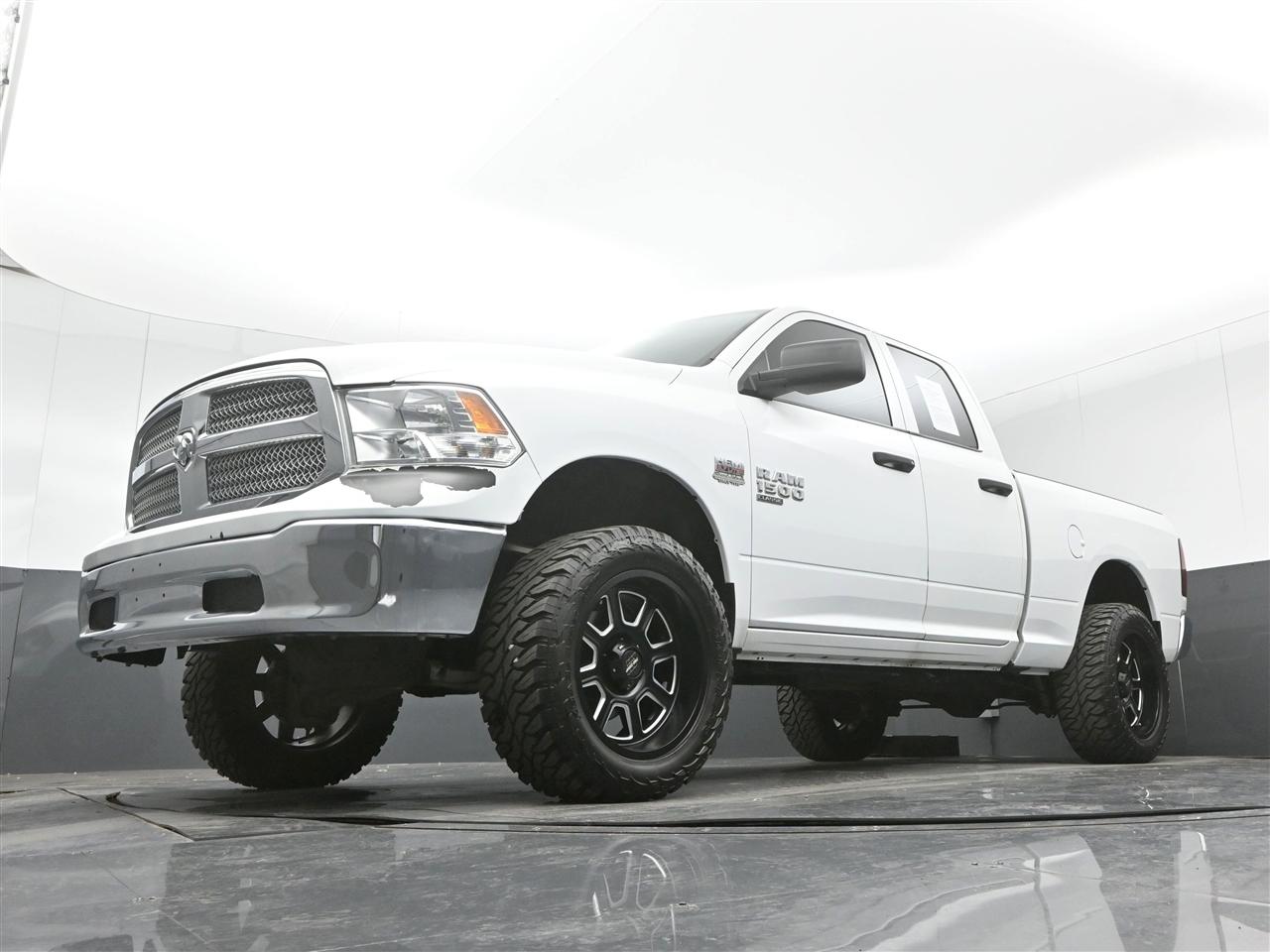 RAM 1500 Classic Tradesman Quad Cab 4WD 2019