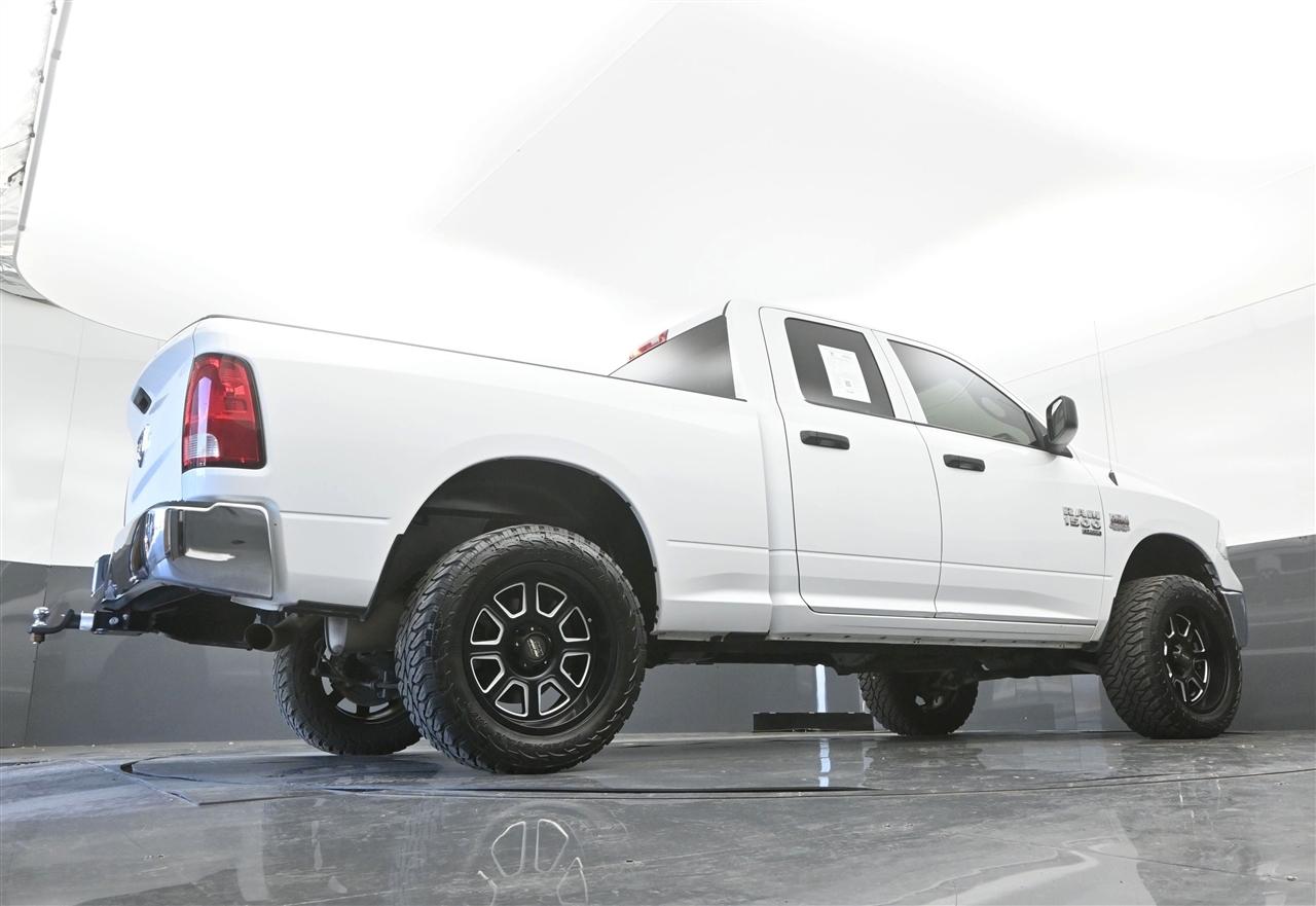 RAM 1500 Classic Tradesman Quad Cab 4WD 2019