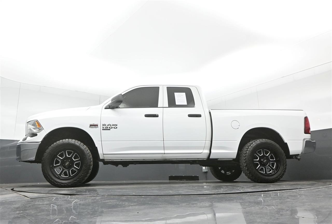 RAM 1500 Classic Tradesman Quad Cab 4WD 2019