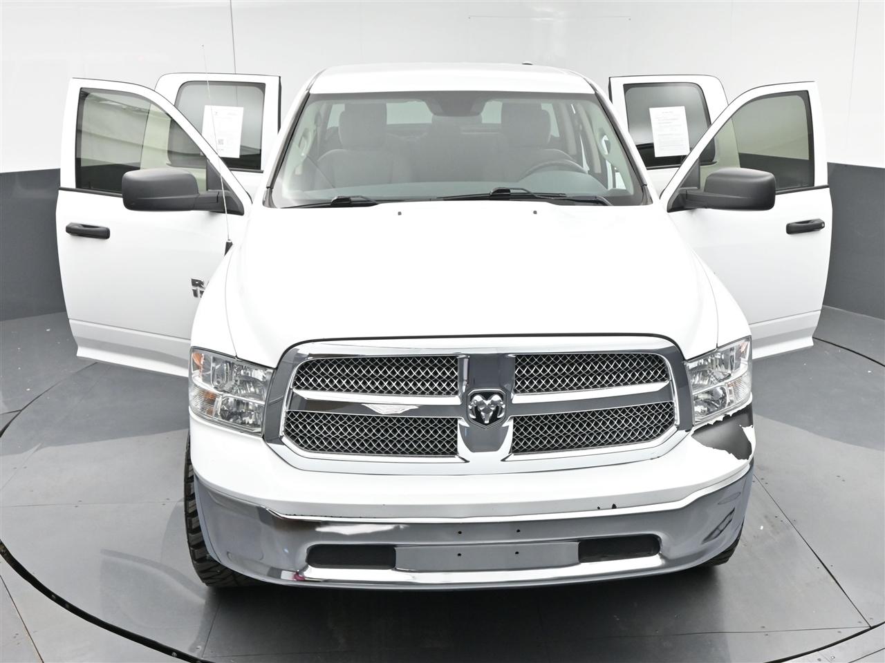 RAM 1500 Classic Tradesman Quad Cab 4WD 2019