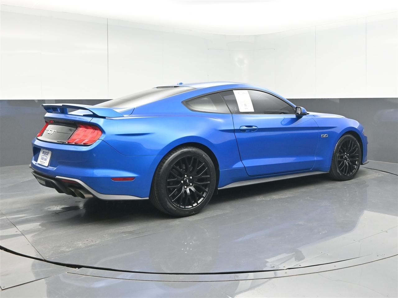 Ford Mustang GT Premium Coupe 2019