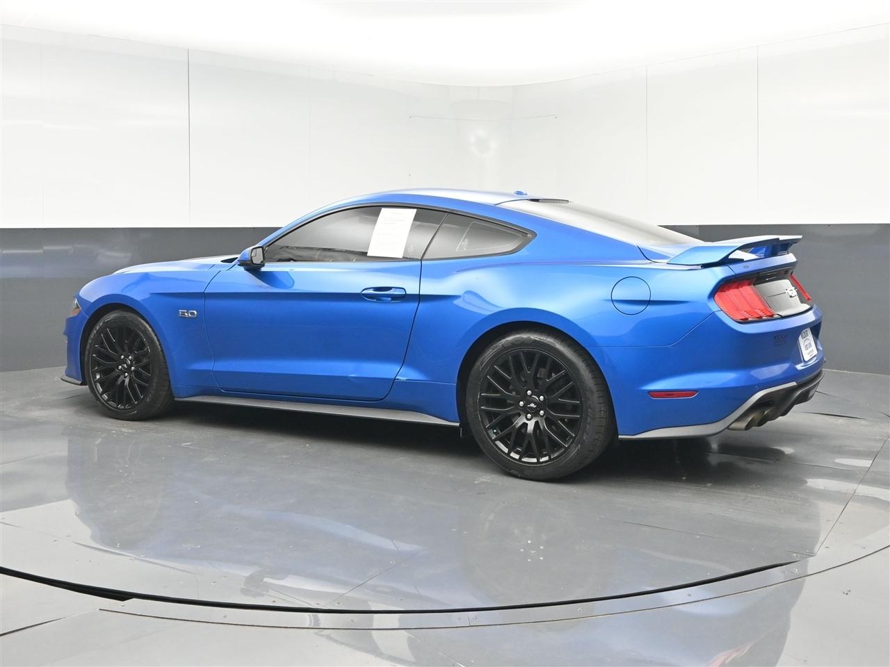Ford Mustang GT Premium Coupe 2019