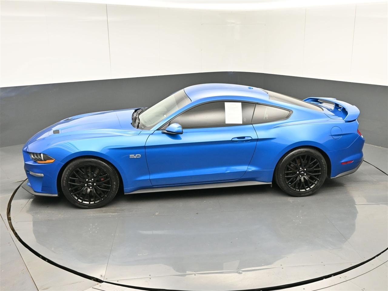 Ford Mustang GT Premium Coupe 2019
