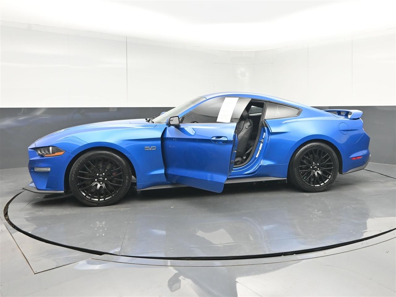 Ford Mustang GT Premium Coupe 2019