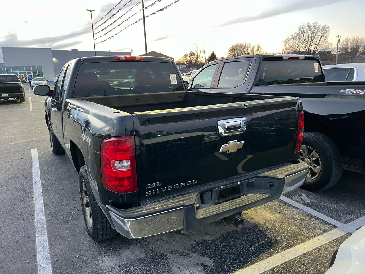 Chevrolet Silverado 1500 Work Truck Ext. Cab 4WD 2011
