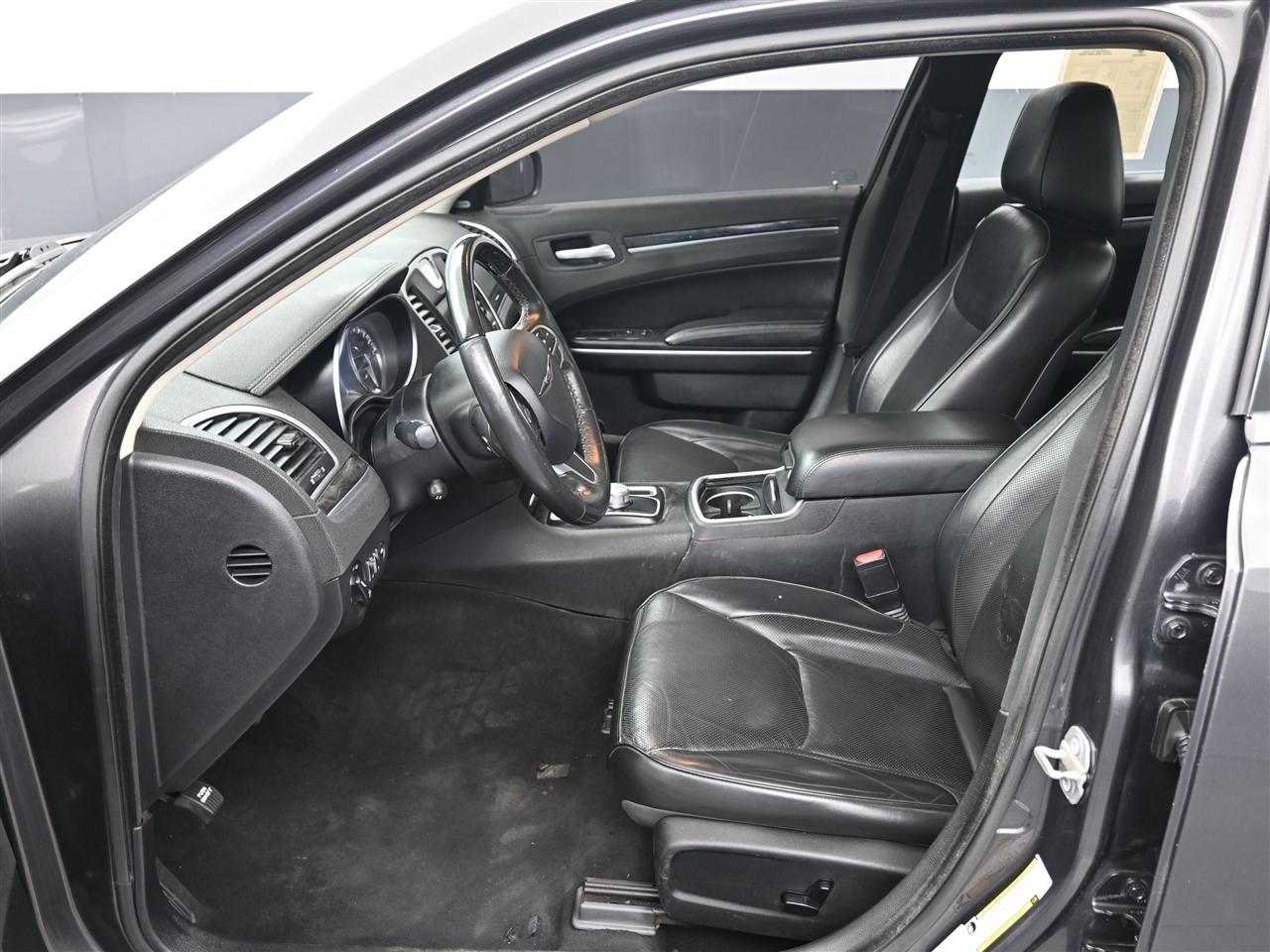 Chrysler 300 Limited RWD 2020