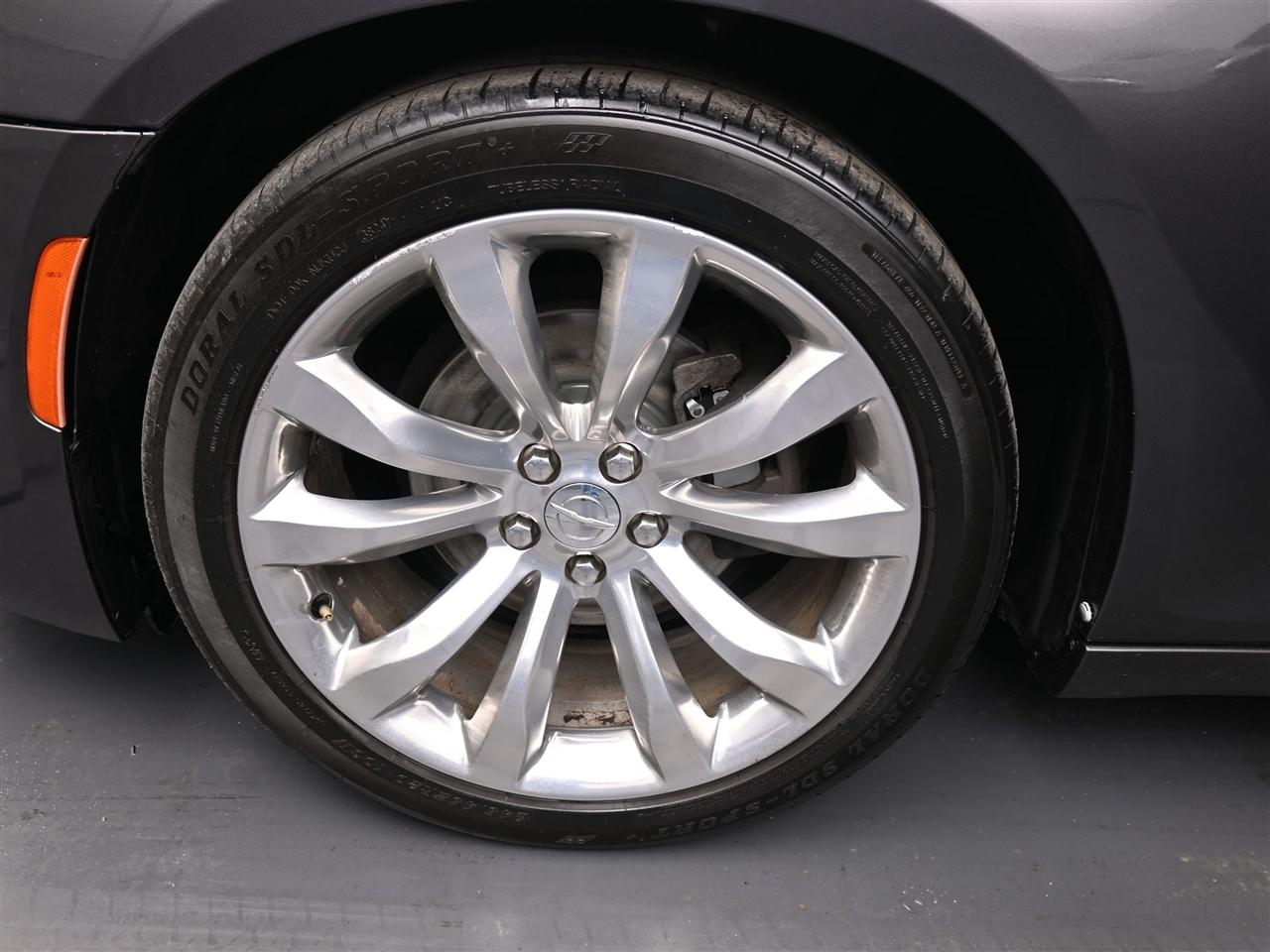 Chrysler 300 Limited RWD 2020