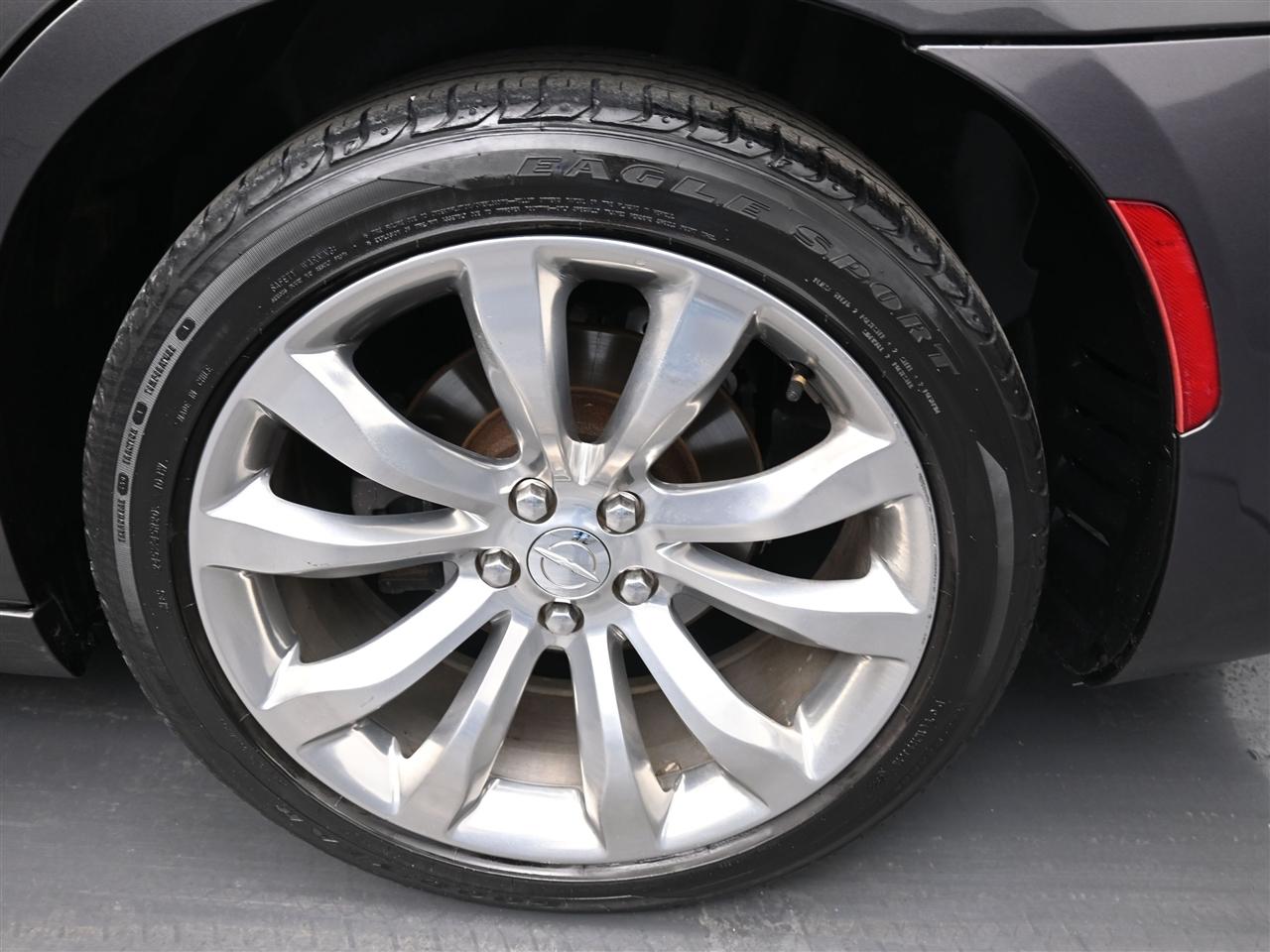 Chrysler 300 Limited RWD 2020