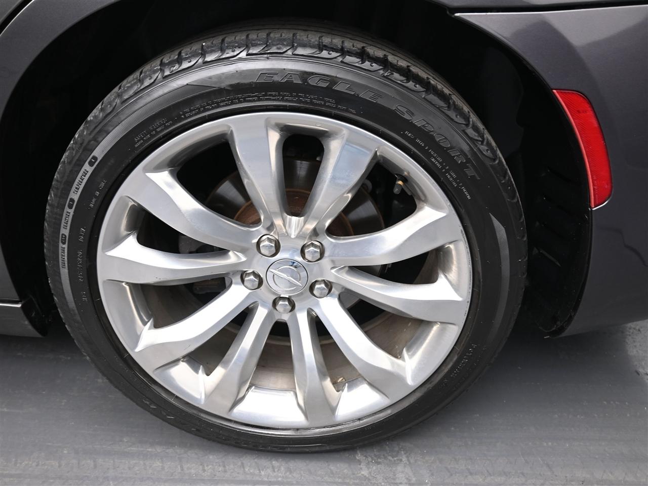 Chrysler 300 Limited RWD 2020