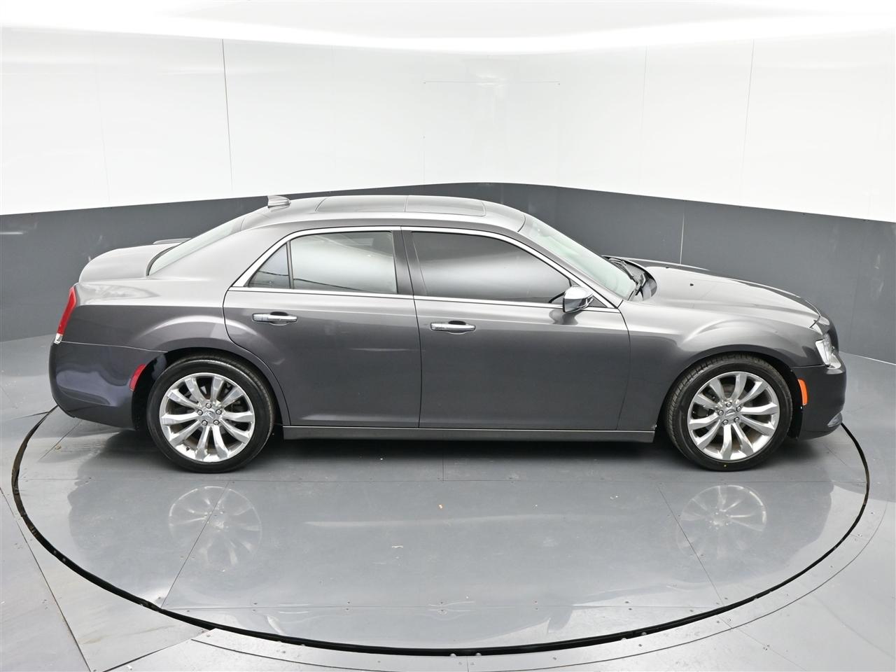 Chrysler 300 Limited RWD 2020