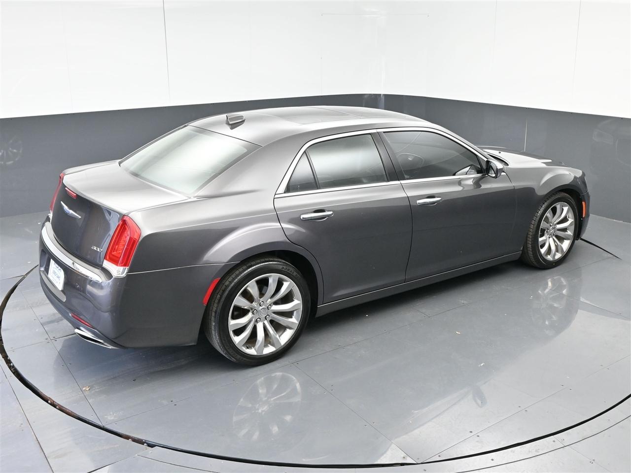 Chrysler 300 Limited RWD 2020