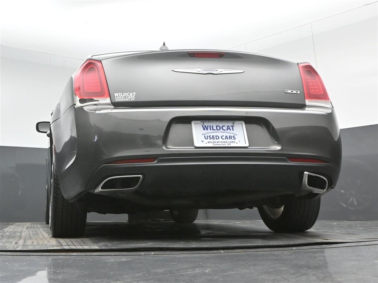 Chrysler 300 Limited RWD 2020