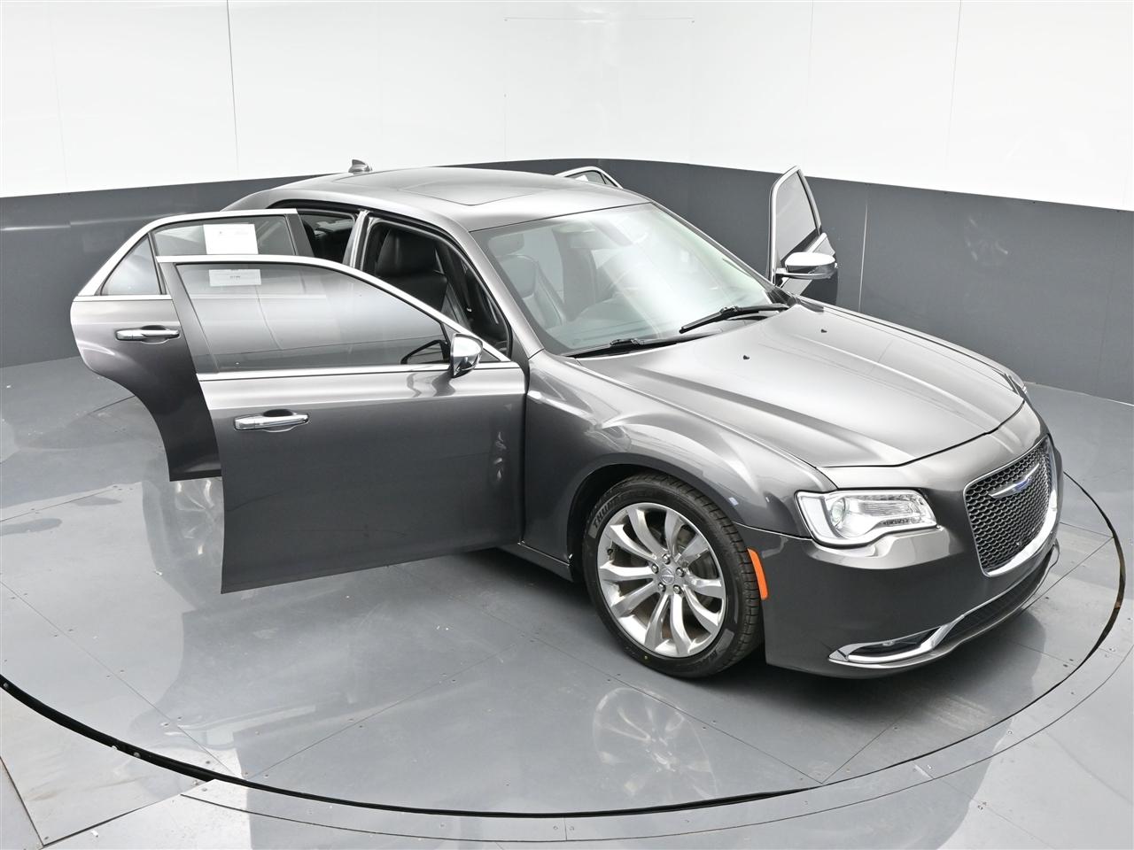 Chrysler 300 Limited RWD 2020