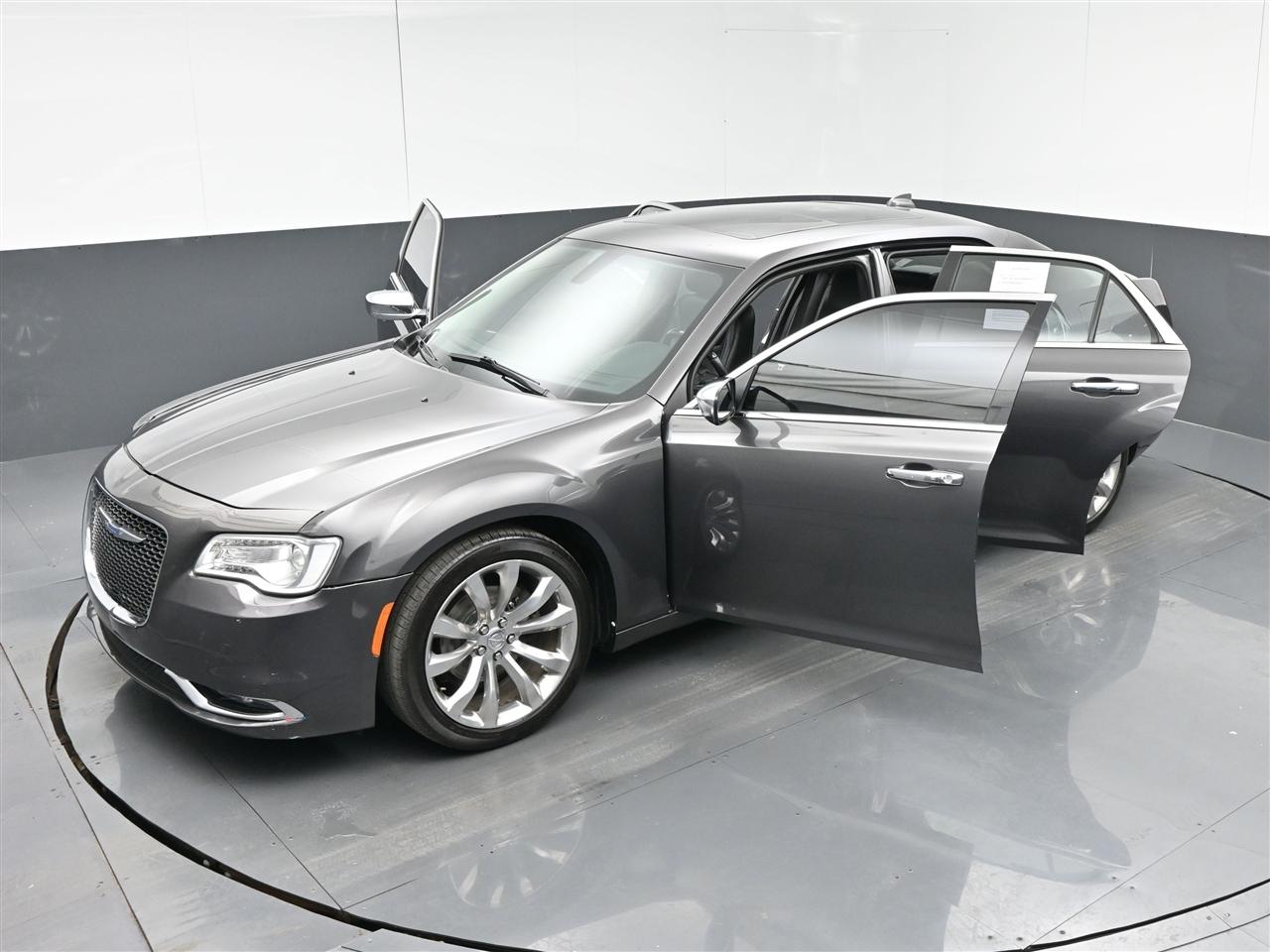 Chrysler 300 Limited RWD 2020