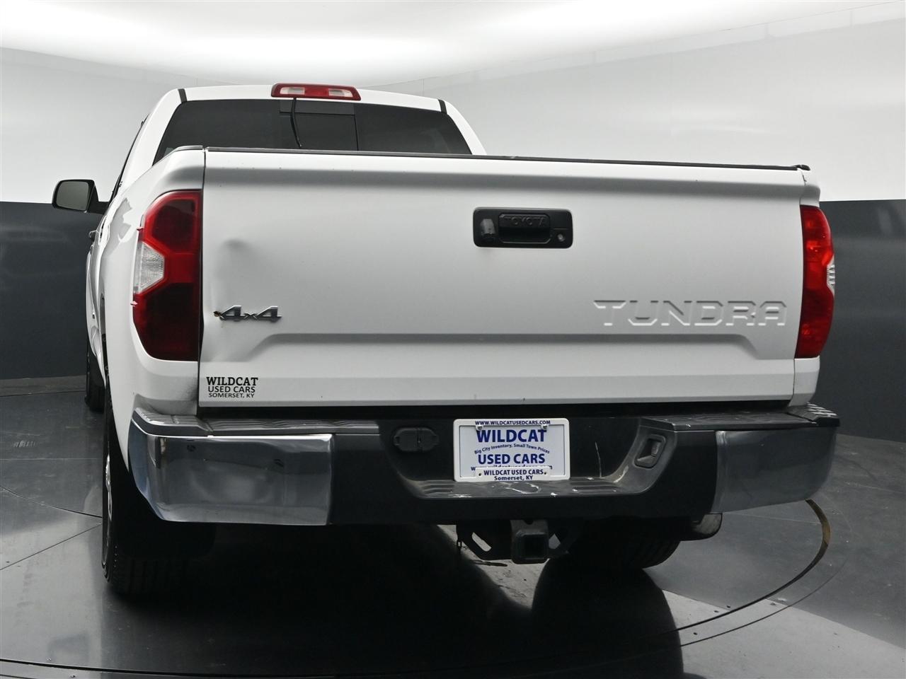 Toyota Tundra SR5 5.7L V8 FFV Double Cab 4WD 2019
