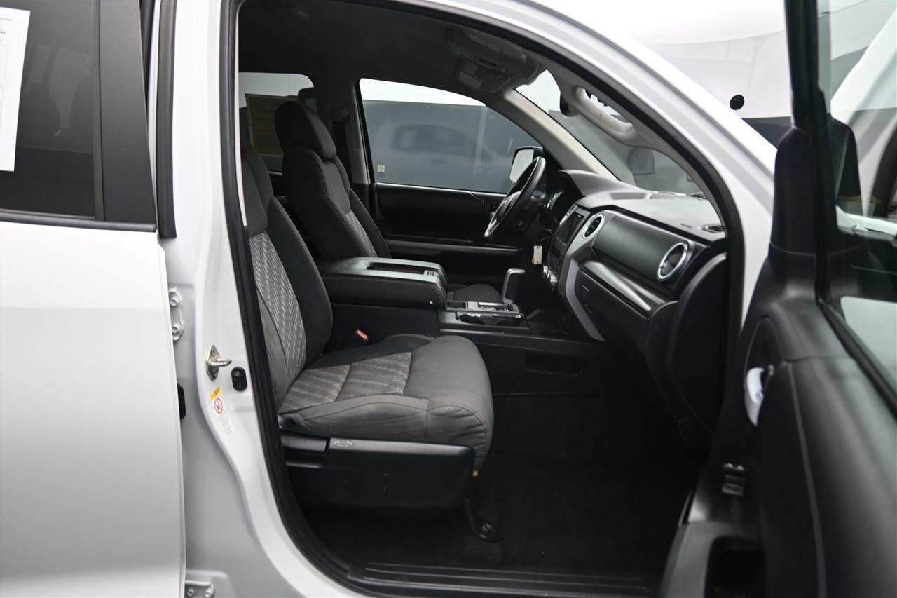 Toyota Tundra SR5 5.7L V8 FFV Double Cab 4WD 2019