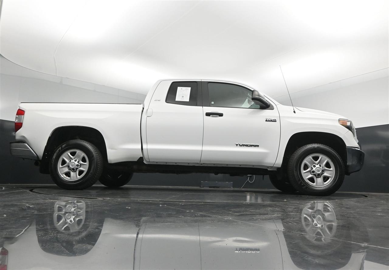 Toyota Tundra SR5 5.7L V8 FFV Double Cab 4WD 2019
