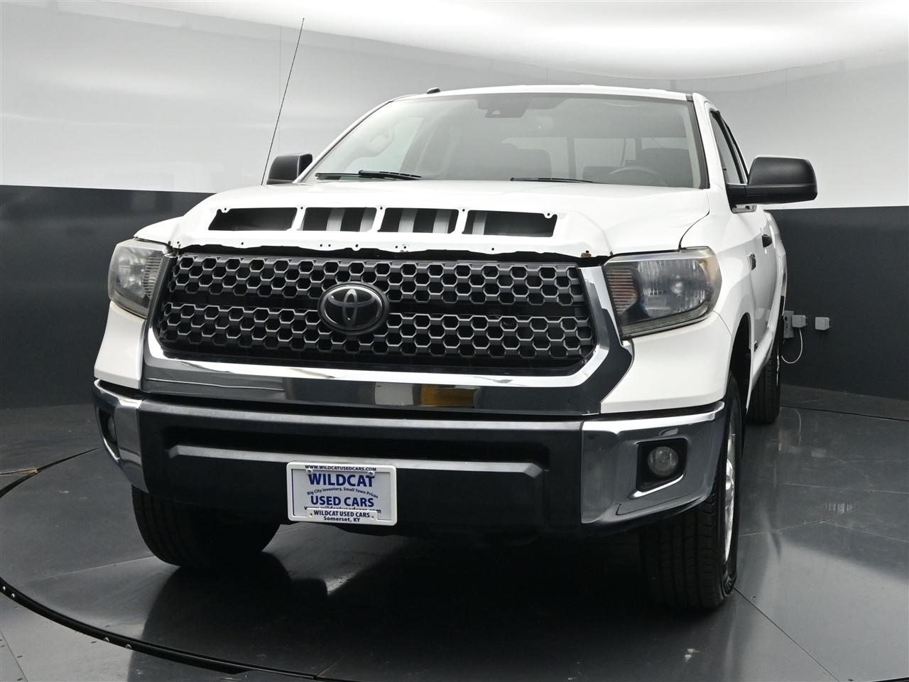 Toyota Tundra SR5 5.7L V8 FFV Double Cab 4WD 2019