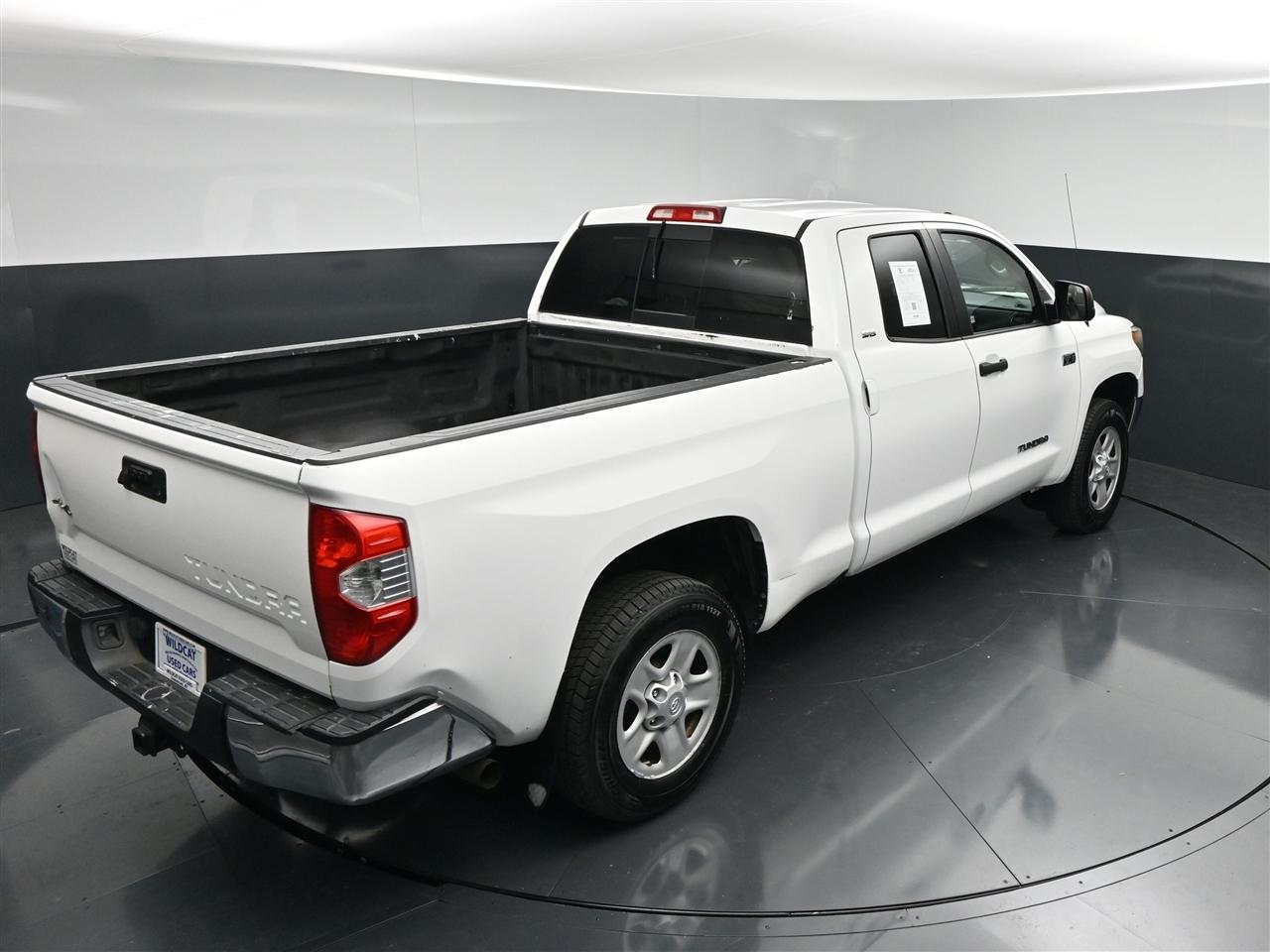 Toyota Tundra SR5 5.7L V8 FFV Double Cab 4WD 2019