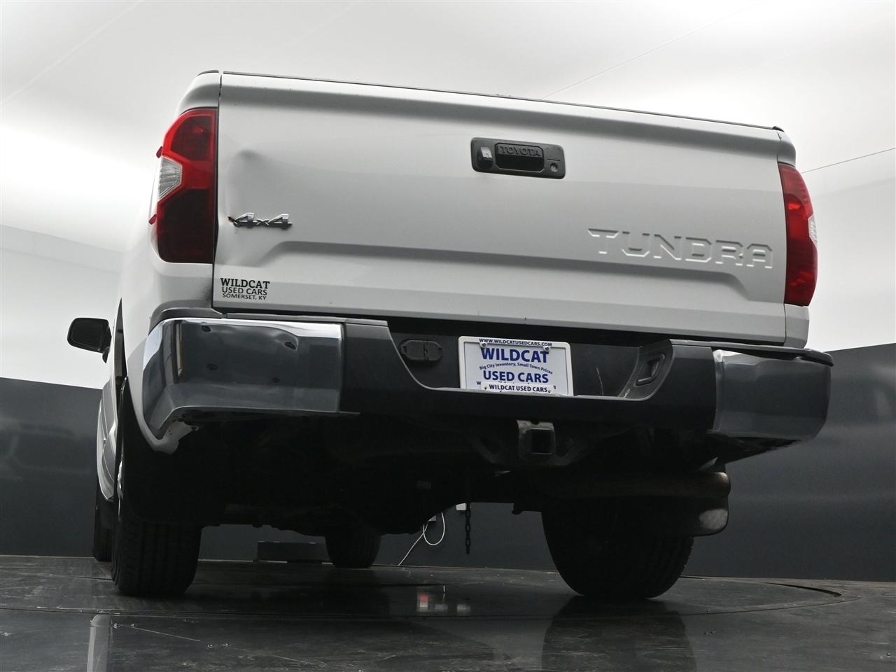 Toyota Tundra SR5 5.7L V8 FFV Double Cab 4WD 2019