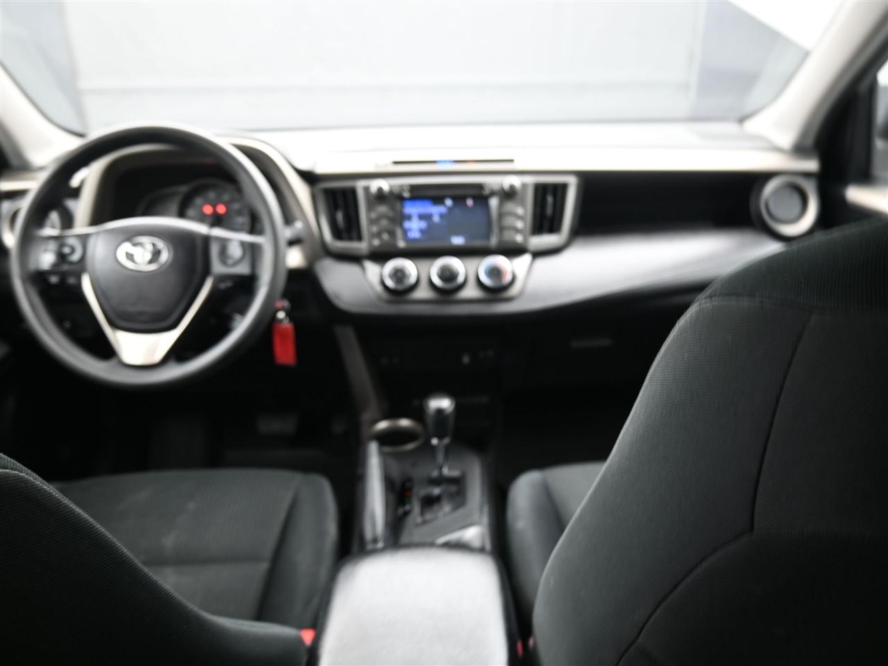 Toyota RAV4 LE AWD 2014