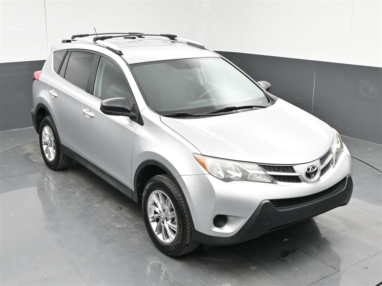 Toyota RAV4 LE AWD 2014