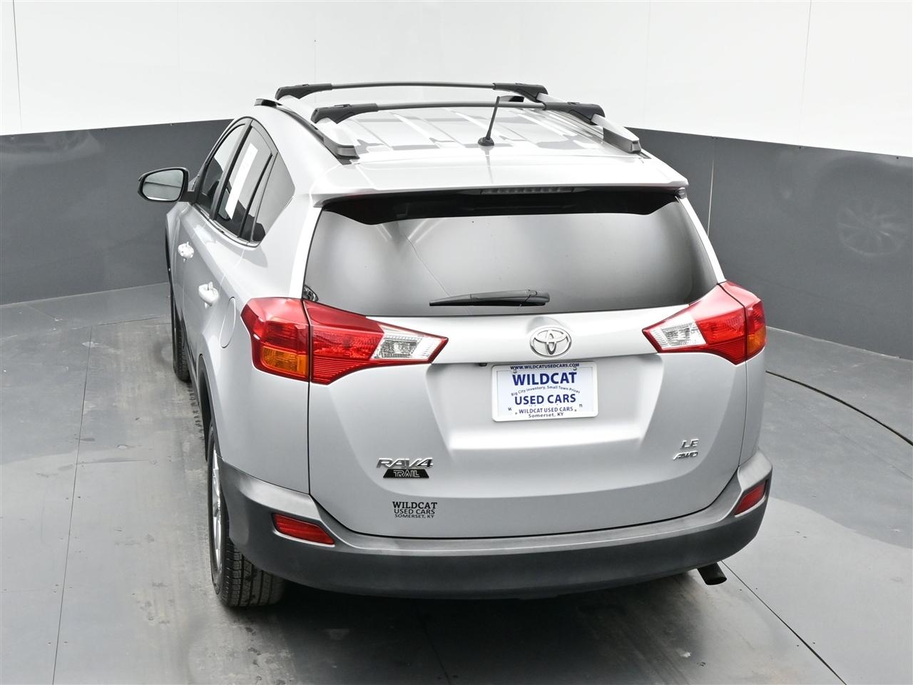 Toyota RAV4 LE AWD 2014