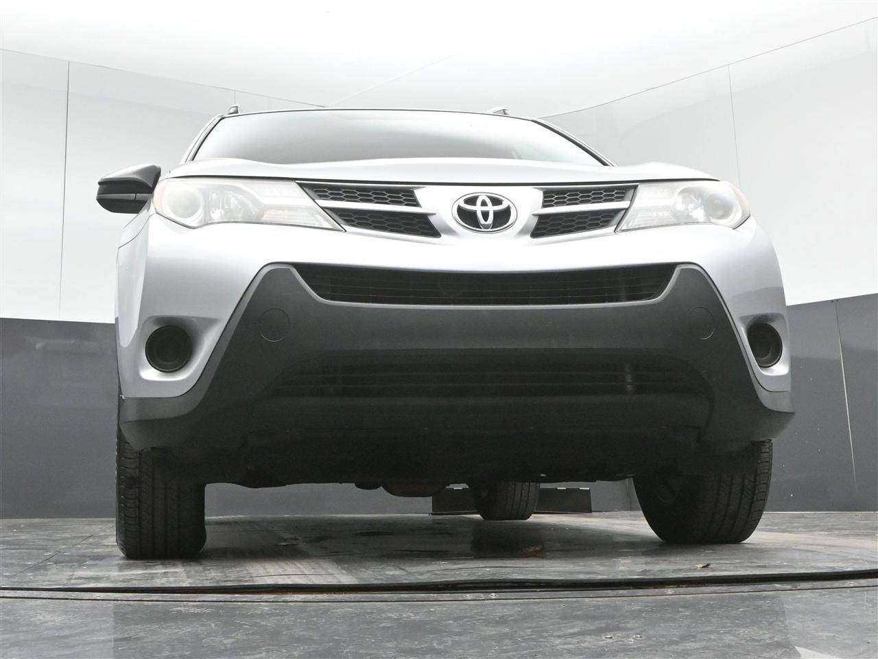 Toyota RAV4 LE AWD 2014