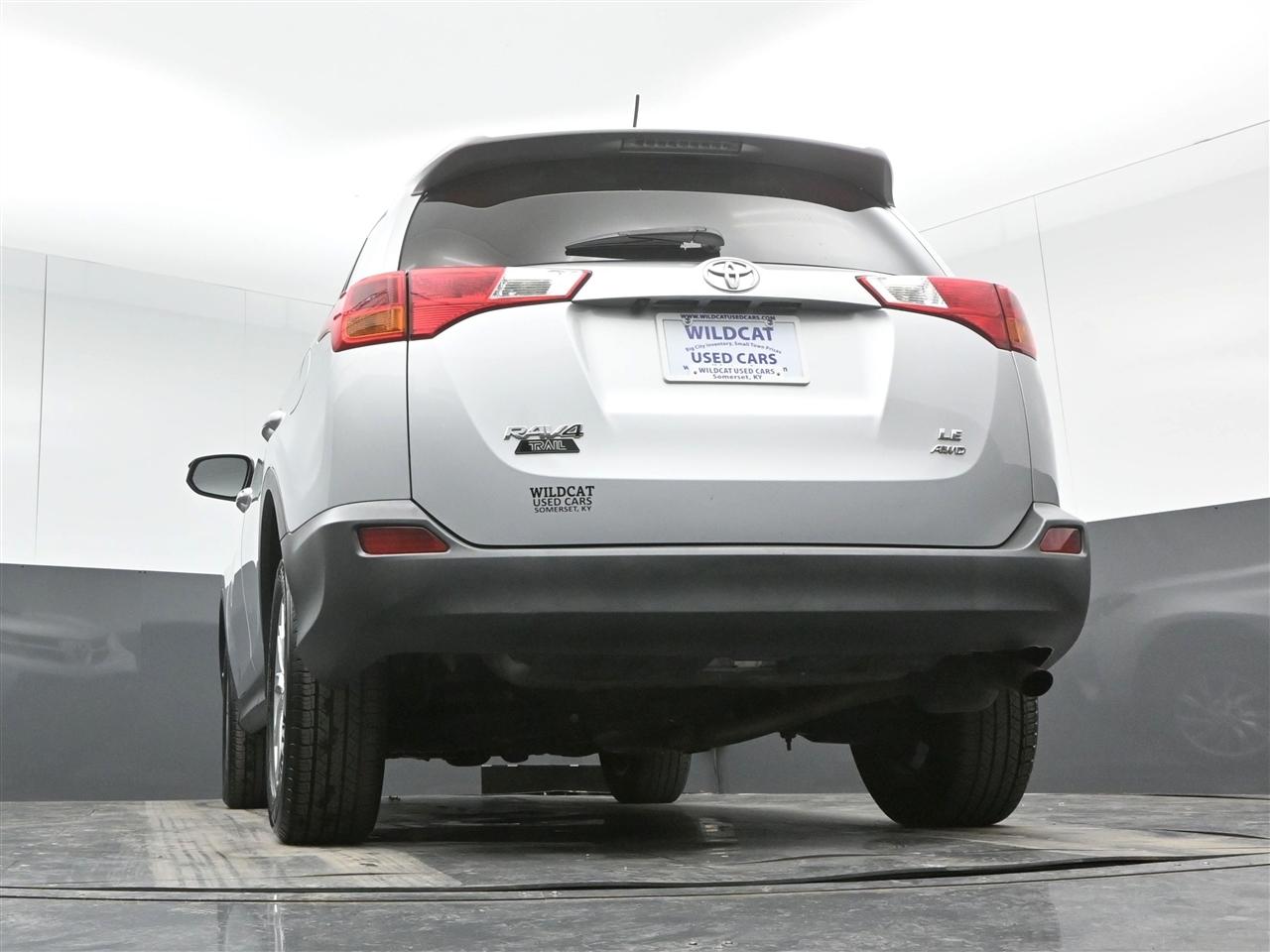 Toyota RAV4 LE AWD 2014