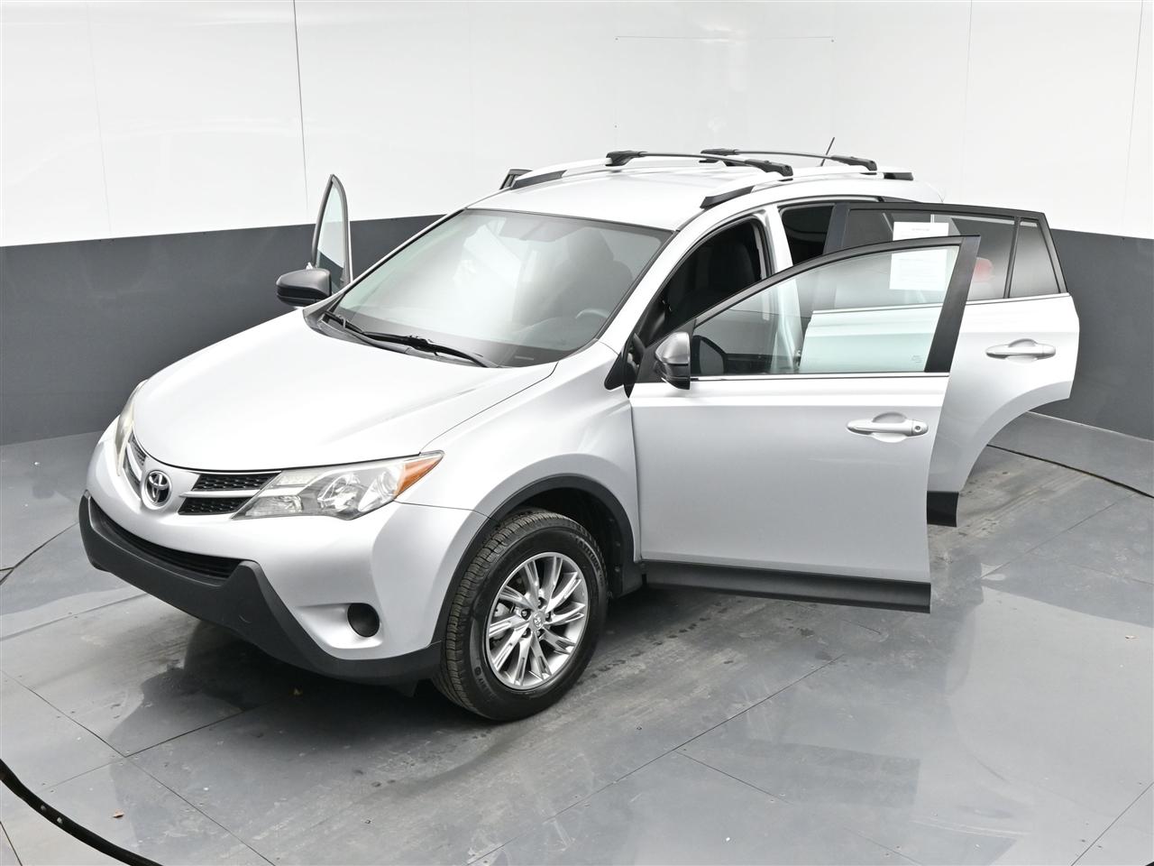 Toyota RAV4 LE AWD 2014