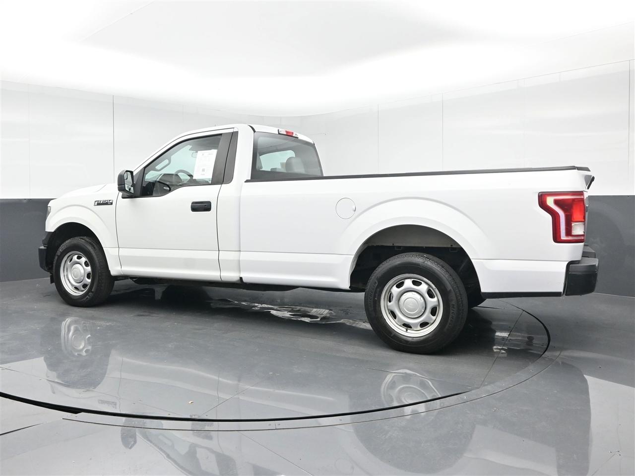 Ford F-150 XL 8-ft. Bed 2WD 2017