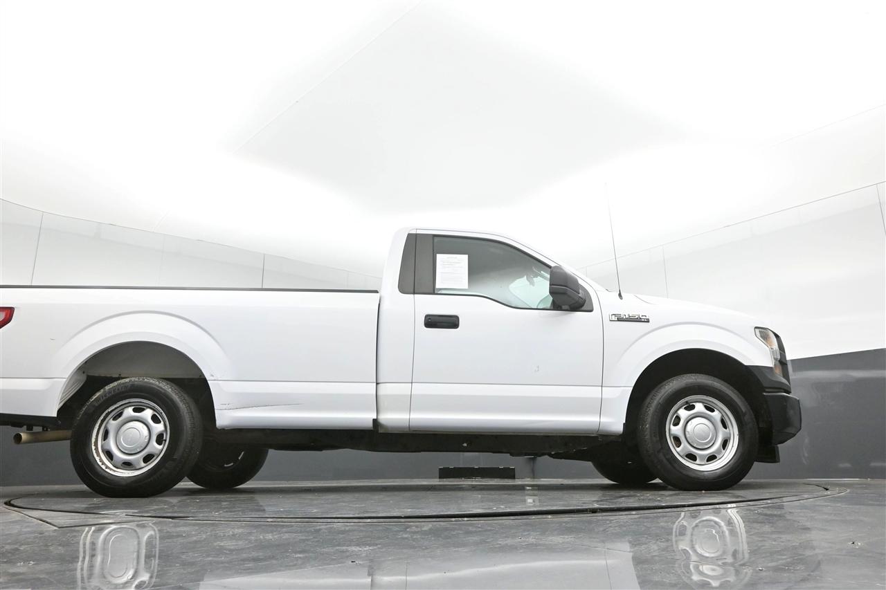 Ford F-150 XL 8-ft. Bed 2WD 2017