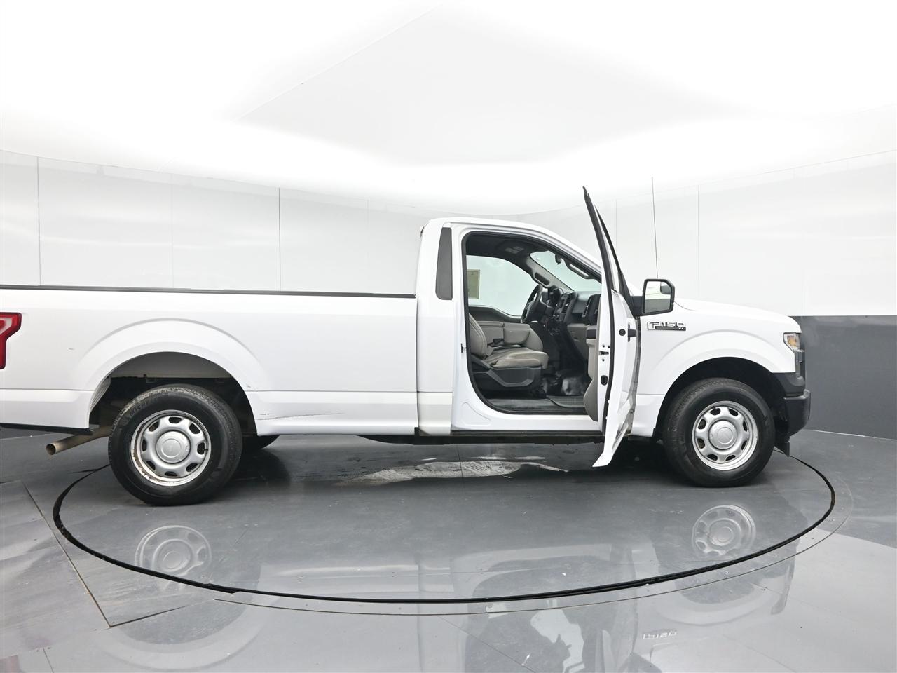 Ford F-150 XL 8-ft. Bed 2WD 2017