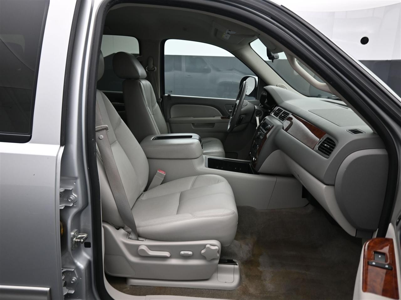 Chevrolet Tahoe LT 4WD 2012