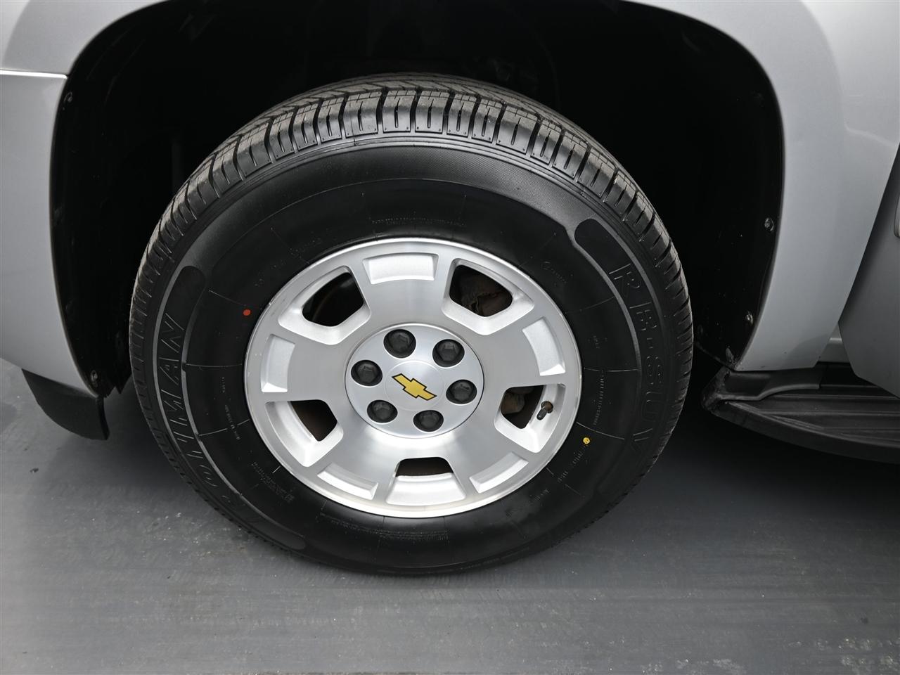 Chevrolet Tahoe LT 4WD 2012