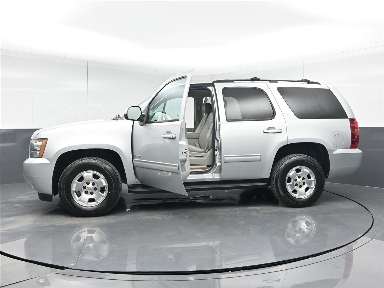 Chevrolet Tahoe LT 4WD 2012