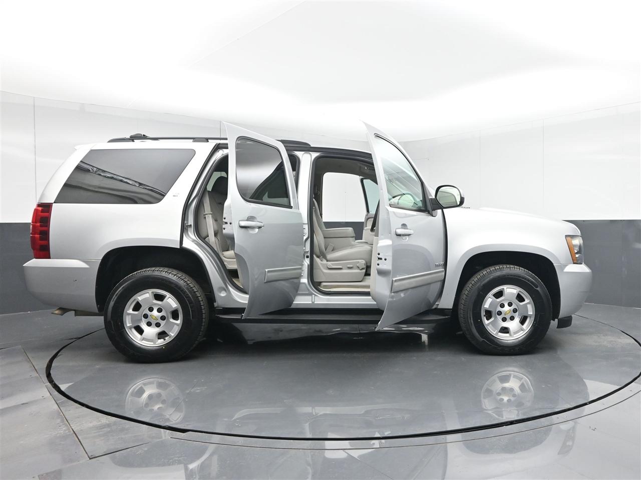 Chevrolet Tahoe LT 4WD 2012